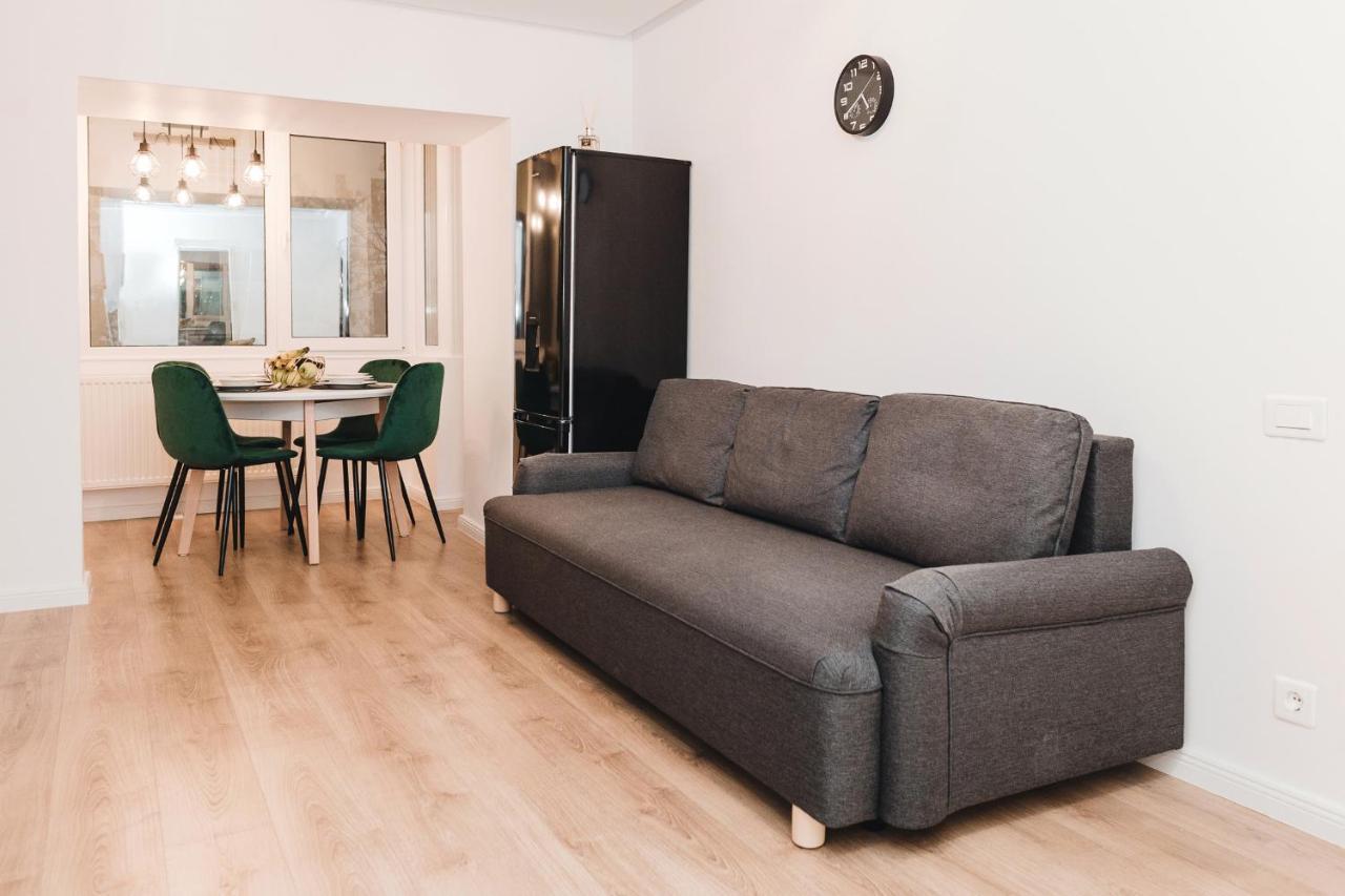 N&B Apartments كلوج-نابوكا المظهر الخارجي الصورة