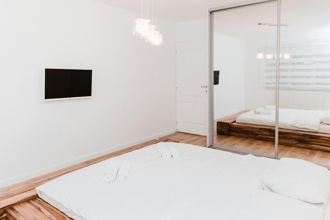 N&B Apartments كلوج-نابوكا المظهر الخارجي الصورة