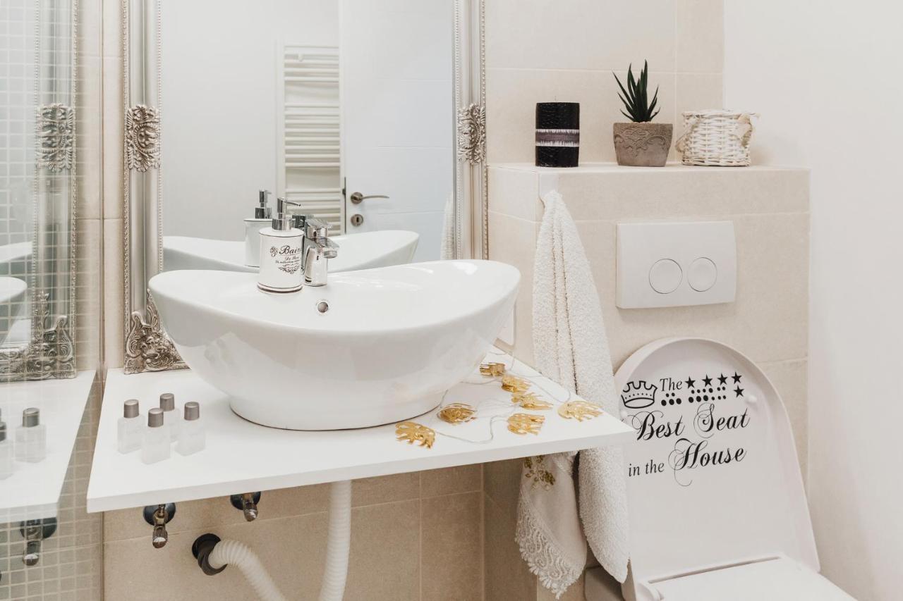 N&B Apartments كلوج-نابوكا المظهر الخارجي الصورة